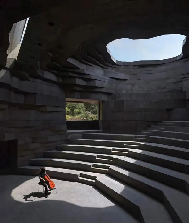 展館設(shè)計(jì)中，如何營(yíng)造空間的美感呢？