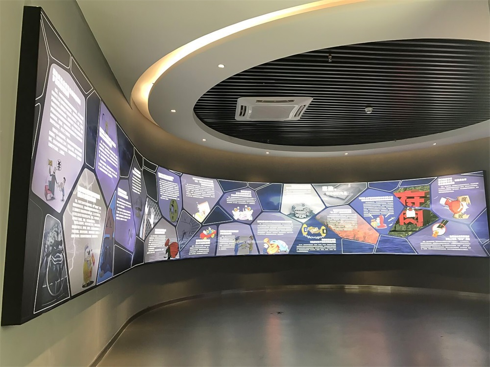 在紅色展館設計中如何展示黨的組織創新和組織發展成果？