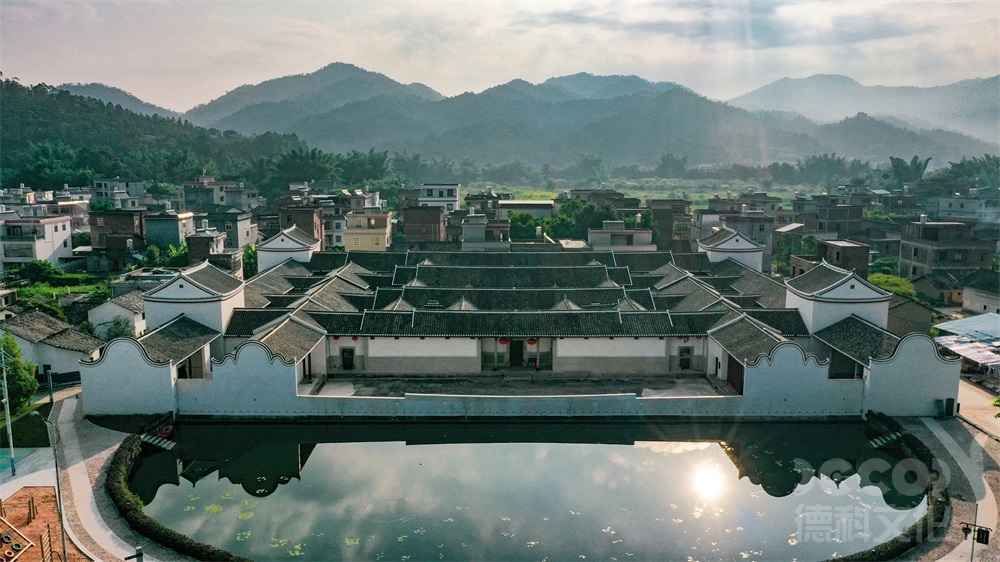 如何在展館裝修中運(yùn)用復(fù)古藝術(shù)品進(jìn)行裝飾？